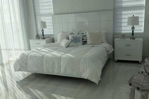 Купить виллу или дом в Биг-Пайн-Ки, Флорида 4 спальни, 195.09м2, № 2009069 - фото 27