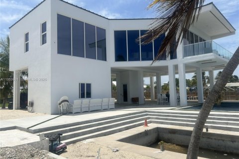 Купить виллу или дом в Биг-Пайн-Ки, Флорида 4 спальни, 195.09м2, № 2009069 - фото 1