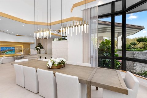 Casa en venta en Weston, Florida, 6 dormitorios, 988.02 m2 № 1926044 - foto 20