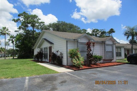 Adosado en alquiler en Kissimmee, Florida, 3 dormitorios, 98.1 m2 № 1800087 - foto 2