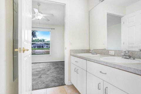 Casa en venta en Tampa, Florida, 4 dormitorios, 216.74 m2 № 2207544 - foto 26