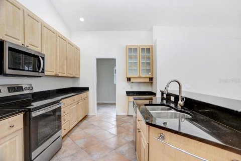 Casa en venta en Tampa, Florida, 4 dormitorios, 216.74 m2 № 2207544 - foto 17