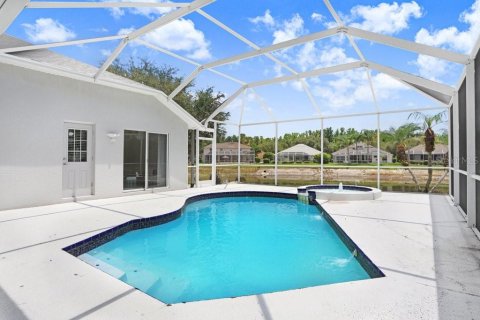 Casa en venta en Tampa, Florida, 4 dormitorios, 216.74 m2 № 2207544 - foto 4