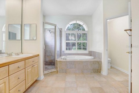 Casa en venta en Tampa, Florida, 4 dormitorios, 216.74 m2 № 2207544 - foto 13
