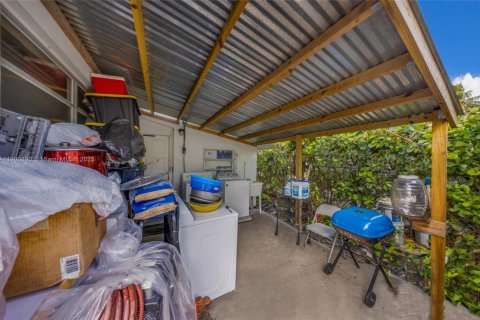 Casa en venta en Miami, Florida, 3 dormitorios, 111.85 m2 № 2081707 - foto 15