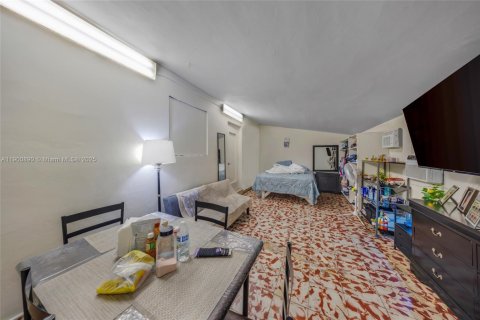 Casa en venta en Miami, Florida, 3 dormitorios, 111.85 m2 № 2081707 - foto 23