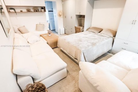 Condominio en alquiler en Hollywood, Florida, 31.59 m2 № 1977906 - foto 4