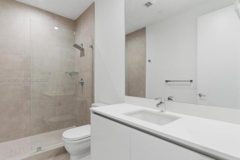 Condo in Miami, Florida, 4 bedrooms  № 2066144 - photo 22