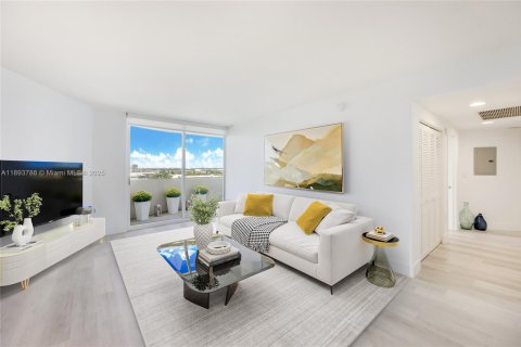 Condo in Aventura, Florida, 1 bedroom  № 1945620 - photo 2
