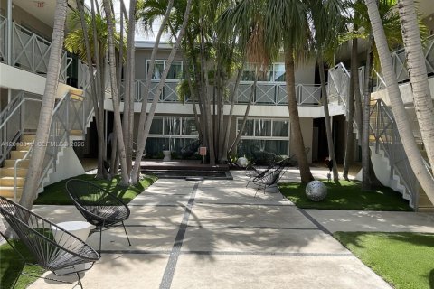 Hôtel, hôtellerie à Miami Beach, Floride 29.45 m2 № 2075525