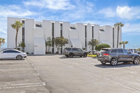 Condo in Jacksonville Beach, Florida, 1 bedroom  № 2099104 - photo 29