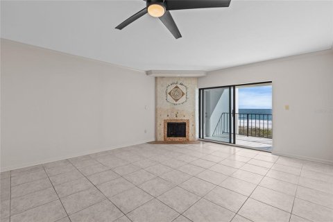 Condo in Jacksonville Beach, Florida, 1 bedroom  № 2099104 - photo 9