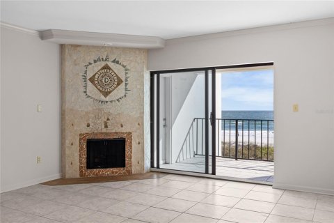 Condo in Jacksonville Beach, Florida, 1 bedroom  № 2099104 - photo 3