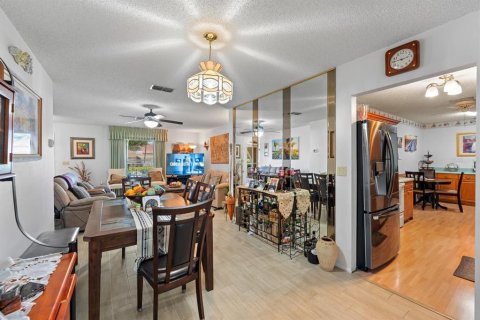 Villa ou maison à vendre à Port Richey, Floride: 2 chambres, 133.78 m2 № 1849430 - photo 8