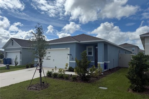 House in Davenport, Florida 4 bedrooms, 151.71 sq.m. № 1908703 - photo 2