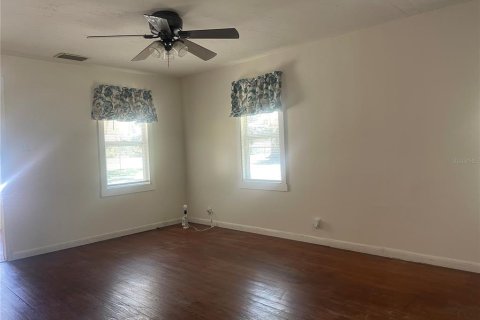 House in Ocala, Florida 2 bedrooms, 69.68 sq.m. № 1654583 - photo 9