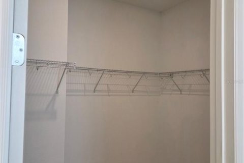 Casa en alquiler en Orlando, Florida, 4 dormitorios, 176.42 m2 № 1902246 - foto 18