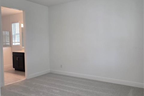 Casa en alquiler en Orlando, Florida, 4 dormitorios, 176.42 m2 № 1902246 - foto 14