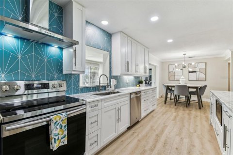 Villa ou maison à vendre à Tampa, Floride: 4 chambres, 193.98 m2 № 1657960 - photo 24