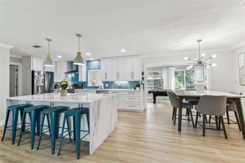 Villa ou maison à vendre à Tampa, Floride: 4 chambres, 193.98 m2 № 1657960 - photo 12
