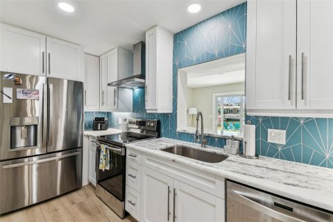 Villa ou maison à vendre à Tampa, Floride: 4 chambres, 193.98 m2 № 1657960 - photo 21