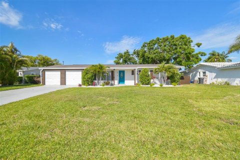 Villa ou maison à vendre à Tampa, Floride: 4 chambres, 193.98 m2 № 1657960 - photo 5