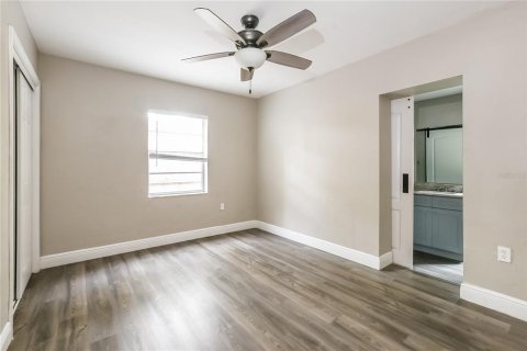 Casa en alquiler en Orlando, Florida, 3 dormitorios, 120.77 m2 № 1913941 - foto 6