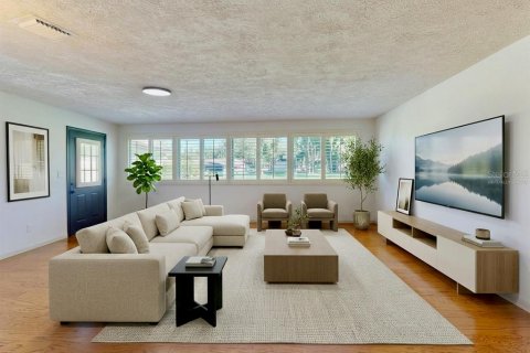 House in Windermere, Florida 4 bedrooms, 280.38 sq.m. № 2426972 - photo 11