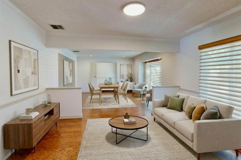 House in Windermere, Florida 4 bedrooms, 280.38 sq.m. № 2426972 - photo 7