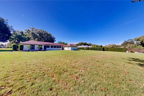 House in Windermere, Florida 4 bedrooms, 280.38 sq.m. № 2426972 - photo 27