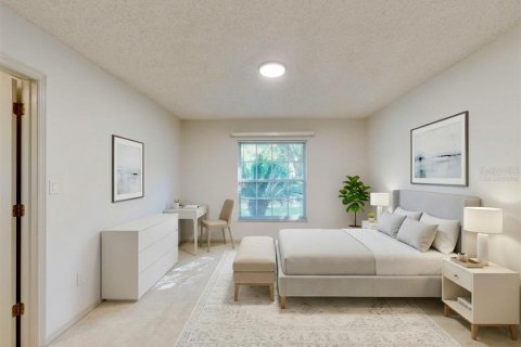 House in Windermere, Florida 4 bedrooms, 280.38 sq.m. № 2426972 - photo 19