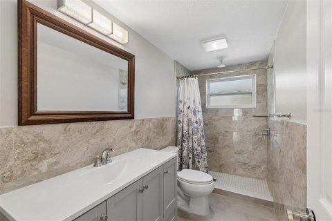 House in New Port Richey, Florida 2 bedrooms, 103.68 sq.m. № 2114203 - photo 22