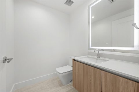 Купить кондоминиум в Тампа, Флорида 6 комнат, 223.99м2, № 2210837 - фото 22