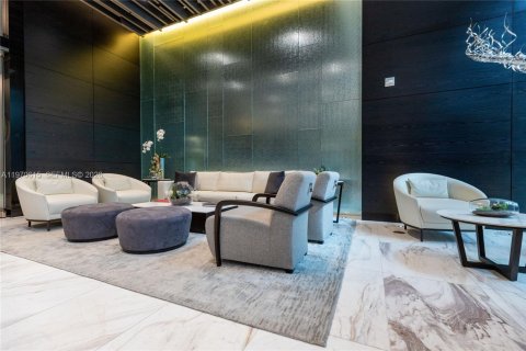 Condo in Miami, Florida, 3 bedrooms  № 2052912 - photo 27