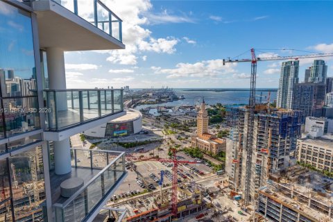 Condo in Miami, Florida, 3 bedrooms  № 2052912 - photo 30