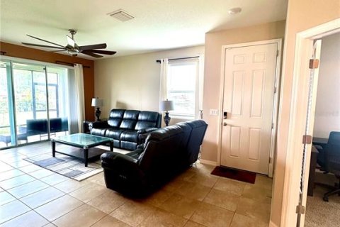 Villa ou maison à louer à Wesley Chapel, Floride: 3 chambres, 145.39 m2 № 2399384 - photo 6