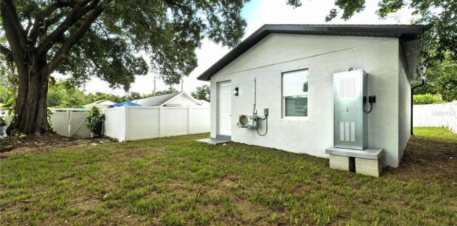 Villa ou maison à Tampa, Floride 2 chambres, 55.74 m2 № 1812675
