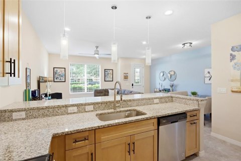 Touwnhouse à vendre à Kissimmee, Floride: 3 chambres, 141.95 m2 № 2380732 - photo 17