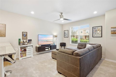 Touwnhouse à vendre à Kissimmee, Floride: 3 chambres, 141.95 m2 № 2380732 - photo 12