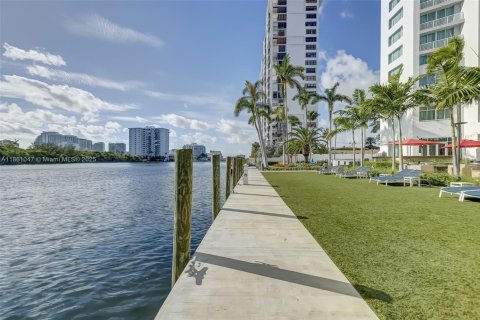 Copropriété à vendre à Fort Lauderdale, Floride: 1 chambre, 54.91 m2 № 1896020 - photo 9