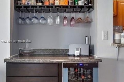 Condominio en venta en Miami Beach, Florida, 2 dormitorios, 120.77 m2 № 2050853 - foto 11