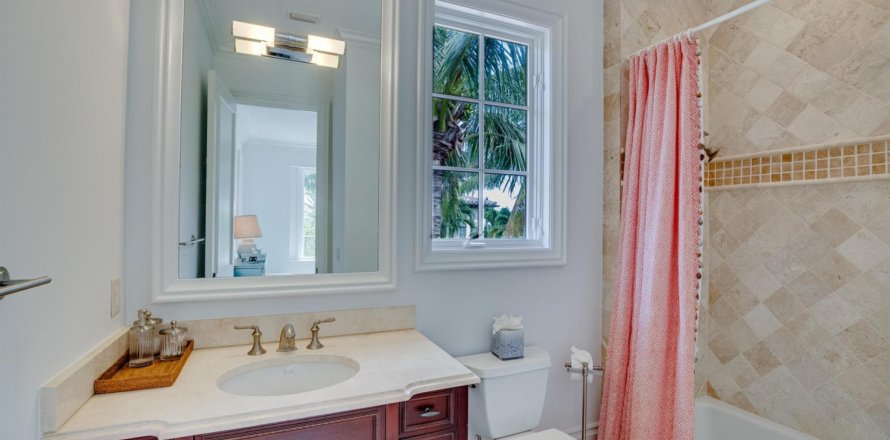 House in Vero Beach, Florida 6 bedrooms, 972.04 sq.m. № 586980