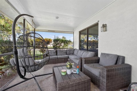Casa en alquiler en Royal Palm Beach, Florida, 3 dormitorios, 168.34 m2 № 1953582 - foto 29