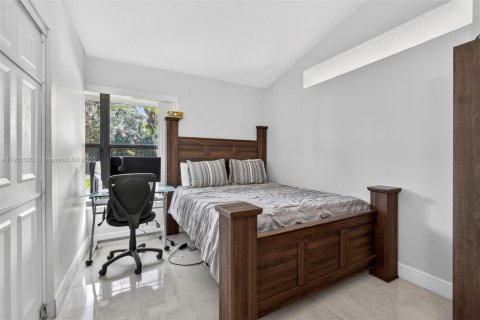 Casa en alquiler en Royal Palm Beach, Florida, 3 dormitorios, 168.34 m2 № 1953582 - foto 18