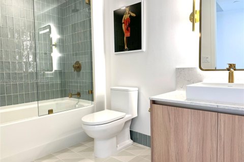 Copropriété à louer à Miami, Floride: 3 chambres, 127.55 m2 № 1292678 - photo 8