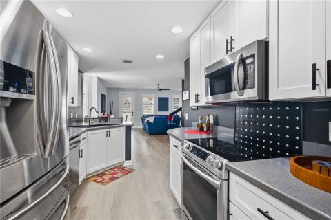 Adosado en venta en Sarasota, Florida, 3 dormitorios, 155.43 m2 № 2427350 - foto 15