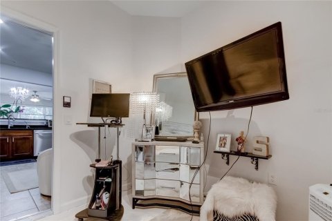 Купить таунхаус в Ривервью, Флорида 6 комнат, 150.69м2, № 1724288 - фото 24