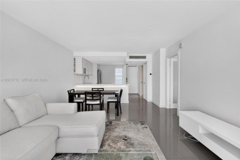 Copropriété à louer à Aventura, Floride: 1 chambre, 68.84 m2 № 2340950 - photo 9