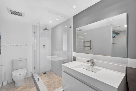 Copropriété à louer à Aventura, Floride: 1 chambre, 68.84 m2 № 2340950 - photo 15
