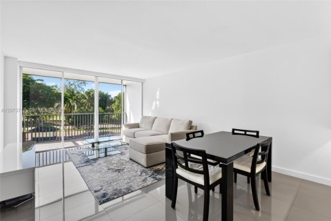 Copropriété à louer à Aventura, Floride: 1 chambre, 68.84 m2 № 2340950 - photo 6